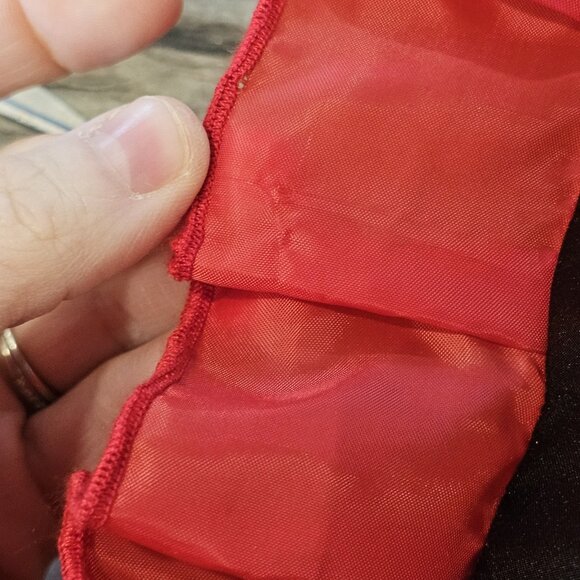 VTG Cardinal Decorative Pillow Satin Black Red Embroidered Lace Trim Floral‎ 20" - Picture 8 of 9